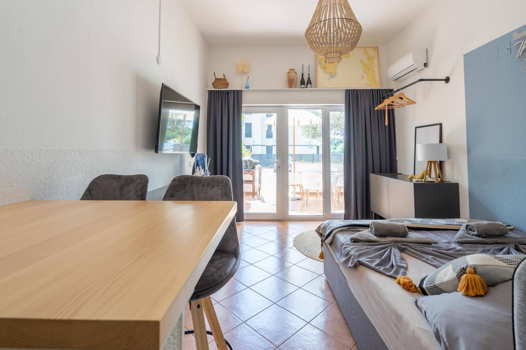App Akumal-25M Zum Meer, Privatparkplatz, 50 Zoll Smart Tv, Sat Medulin Exteriér fotografie